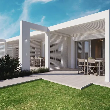 Close To The Beautiful Beaches In World Holiday home